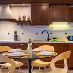Alp House - A 10' Da Aosta Con Giardino Privato Tatil Evi