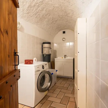 Alp House - A 10' Da Aosta Con Giardino Privato Holiday home Roisan
