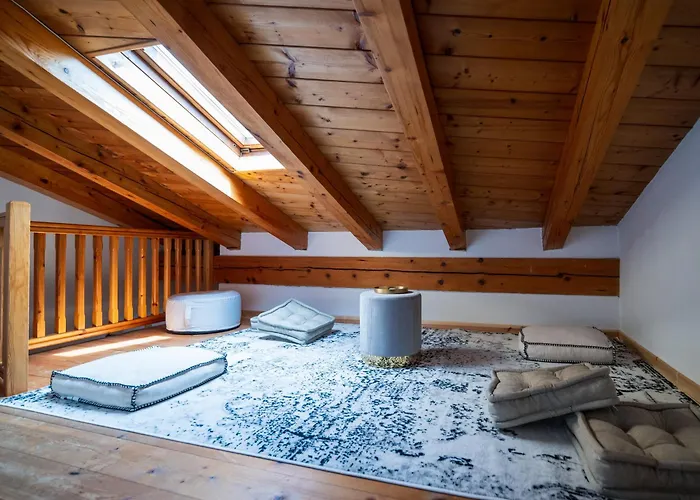 Holiday home Alp House - A 10' Da Aosta Con Giardino Privato Roisan