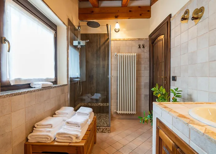 Alp House - A 10' Da Aosta Con Giardino Privato Holiday home Roisan