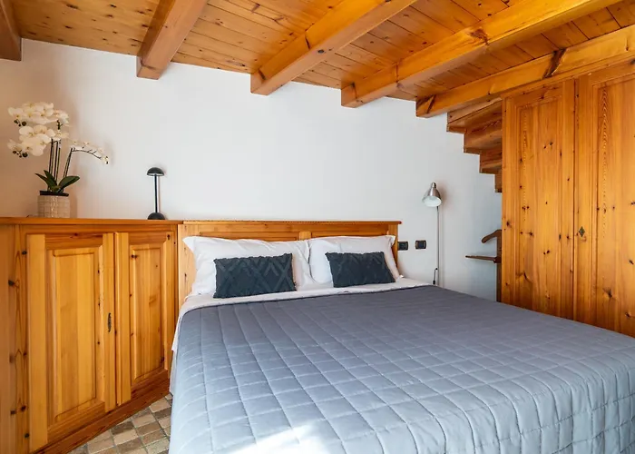 Alp House - A 10' Da Aosta Con Giardino Privato