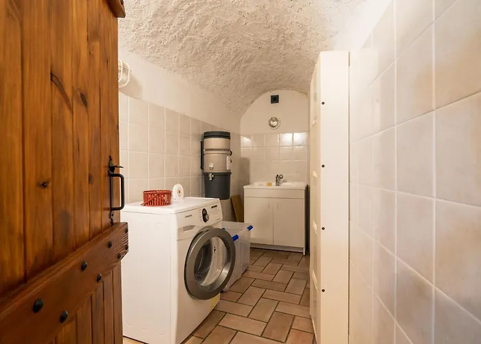 Alp House - A 10' Da Aosta Con Giardino Privato Holiday home Roisan